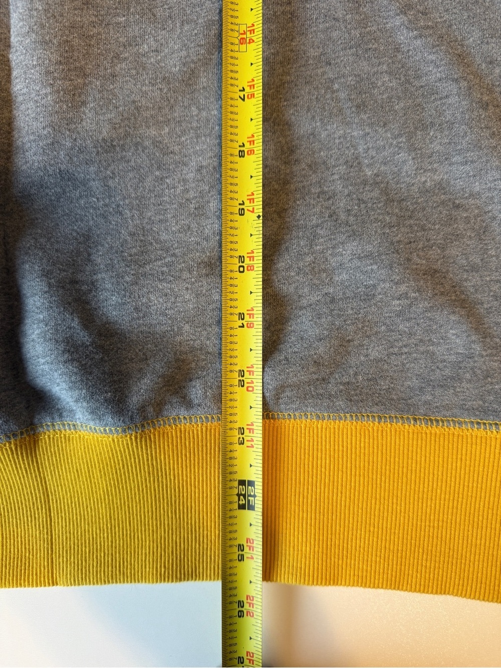 Harry Potter Hufflepuff Womens Medium Sweatshirt - Yellow Gray - Picture 10 of 11